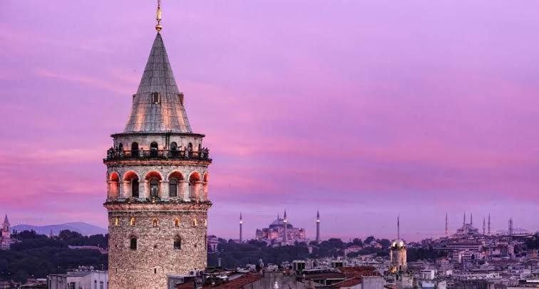 La Pera Suit Istanbul Eksteriør billede